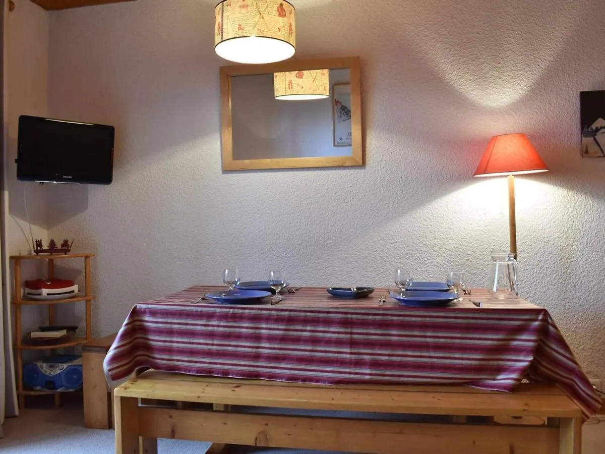Meribel : Bel Appartement 2 Pieces Avec Parking, Proche Pistes Et Commerces - Fr-1-180-89 0*,  France